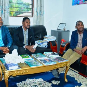 Ujumbe wa taasisi ya MashUbora umekutana na kufanya mazungumzo na Katibu Mkuu Wizara ya Afya Za(2)